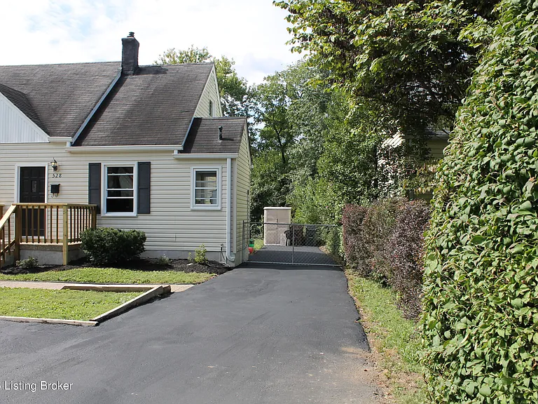 528 Harris Pl — Photo 20