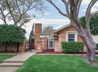 2805 Cliffbrook Dr, Carrollton, TX 75007