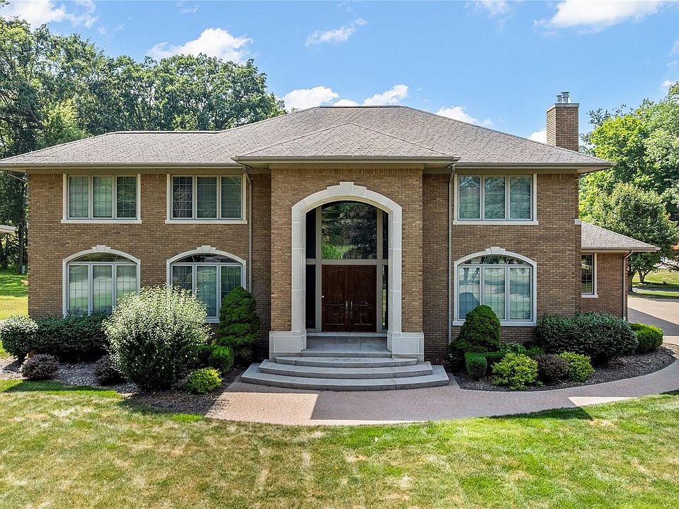 9281 Island Dr, photo 2