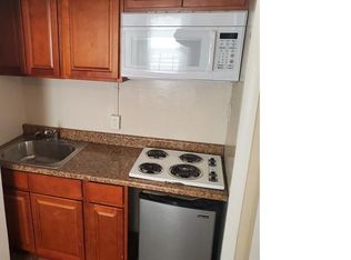 228 W Manheim St, Philadelphia, PA 19144