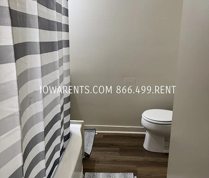 504 E Coolbaugh St #1 — Photo 5