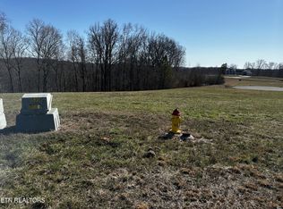 535 Prestige Rdg, La Follette, TN 37766