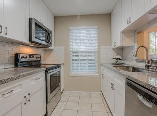 10 Redberry Ct, Spring, TX 77381