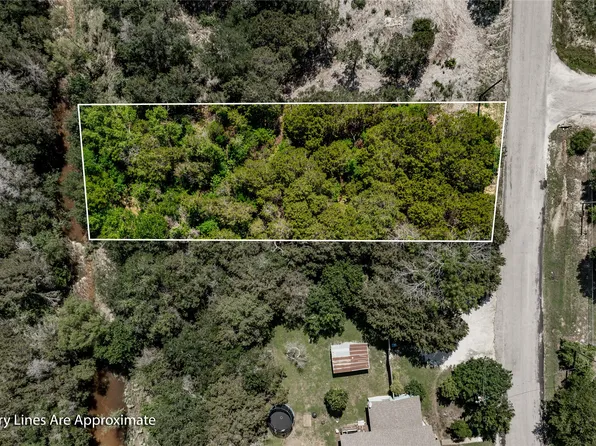 809 Thicket Trl, Granbury, TX 76048