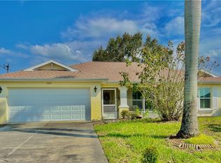3221 NE 15th Pl, Cape Coral, FL 33909