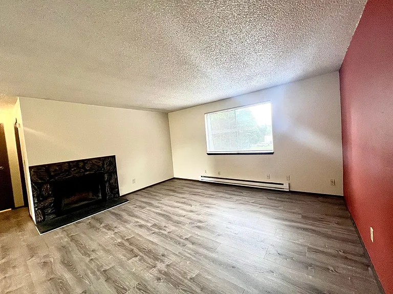 5032 S 58th St #D — Photo 11