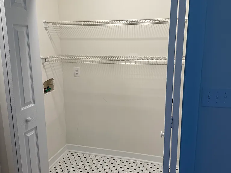 1050 Garibaldi St SW — Photo 13