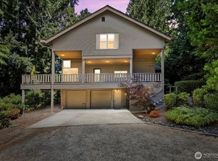 7104 NE 118th St, Kirkland, WA