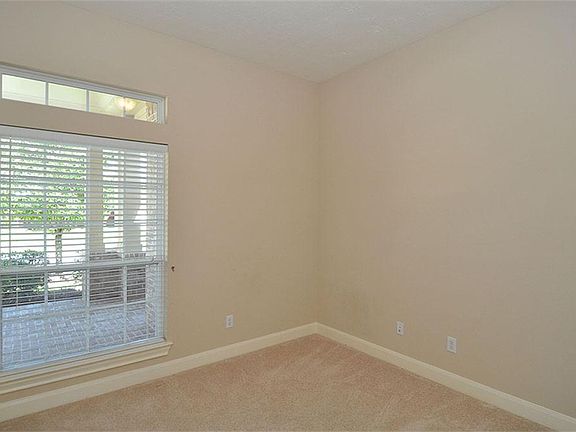 4th image of 2609 Twisting Pine Ct
