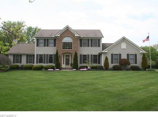 6691 Meadowood Dr, Medina, OH 44256