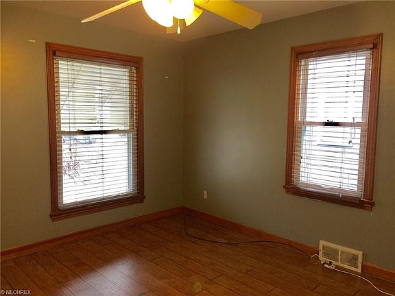 4th image of 413 N Osborn Ave