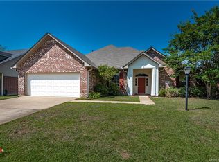 10457 Plum Creek Dr, Shreveport, LA 71106