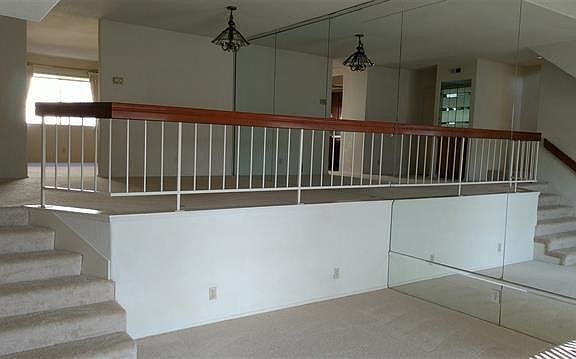 2nd image of 4037 Porte De Palmas