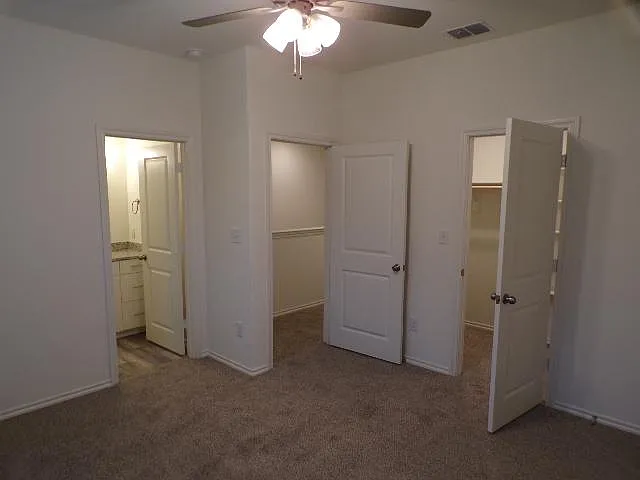 690 Union Ave #4 — Photo 17