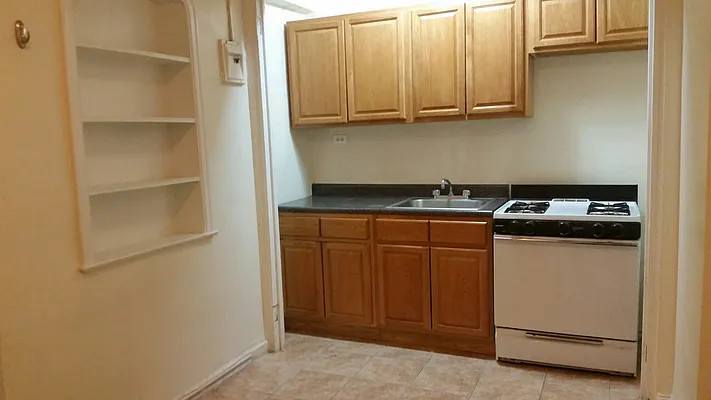 Rented by Lang Realty LLC | media 16