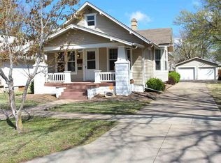 424 E 5th St, Newton, KS 67114