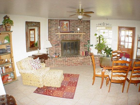 5th image of 2760 E 21st St