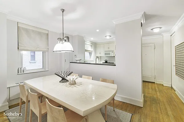 Sold by Sotheby's International Realty | media 21