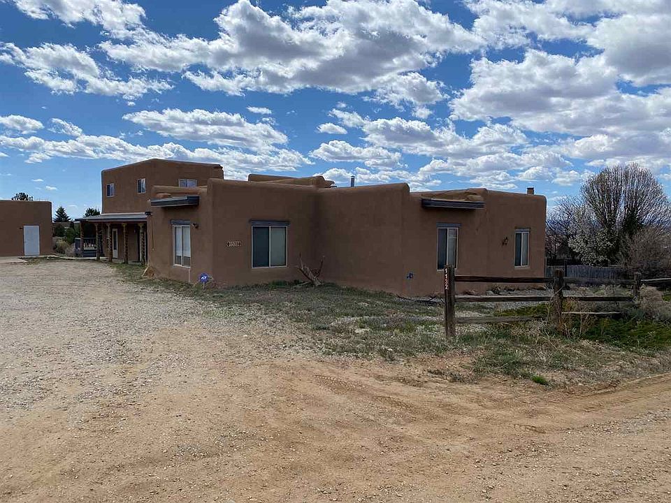 1st image of 1132 Calle Del Oso