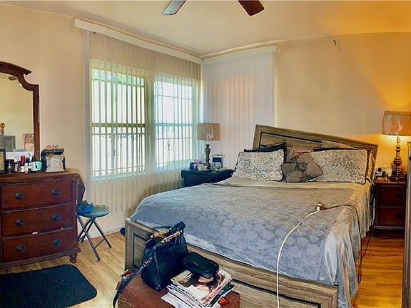 5th image of 3321 W 77th St #1/2