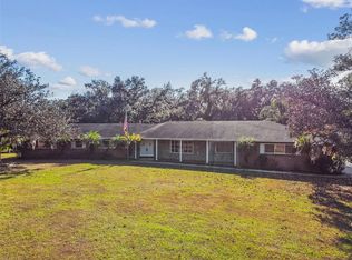 1900 Capri Rd, Valrico, FL 33594