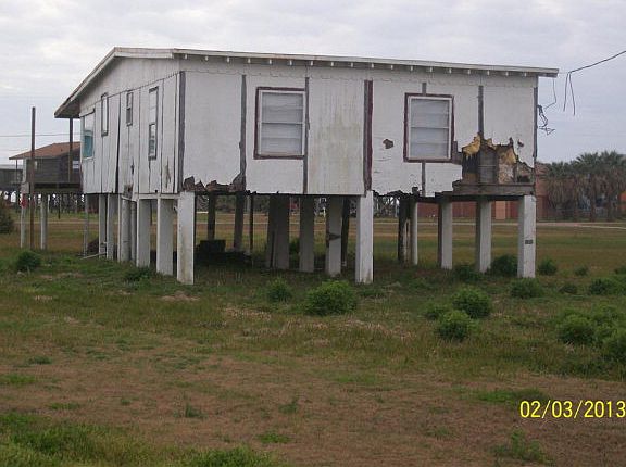 2nd image of 510 Surf Dr