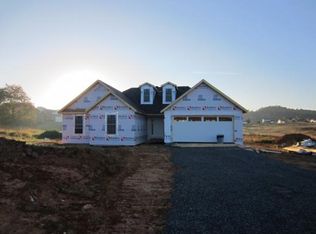 548 Manchester Pl, Bristol, TN 37620
