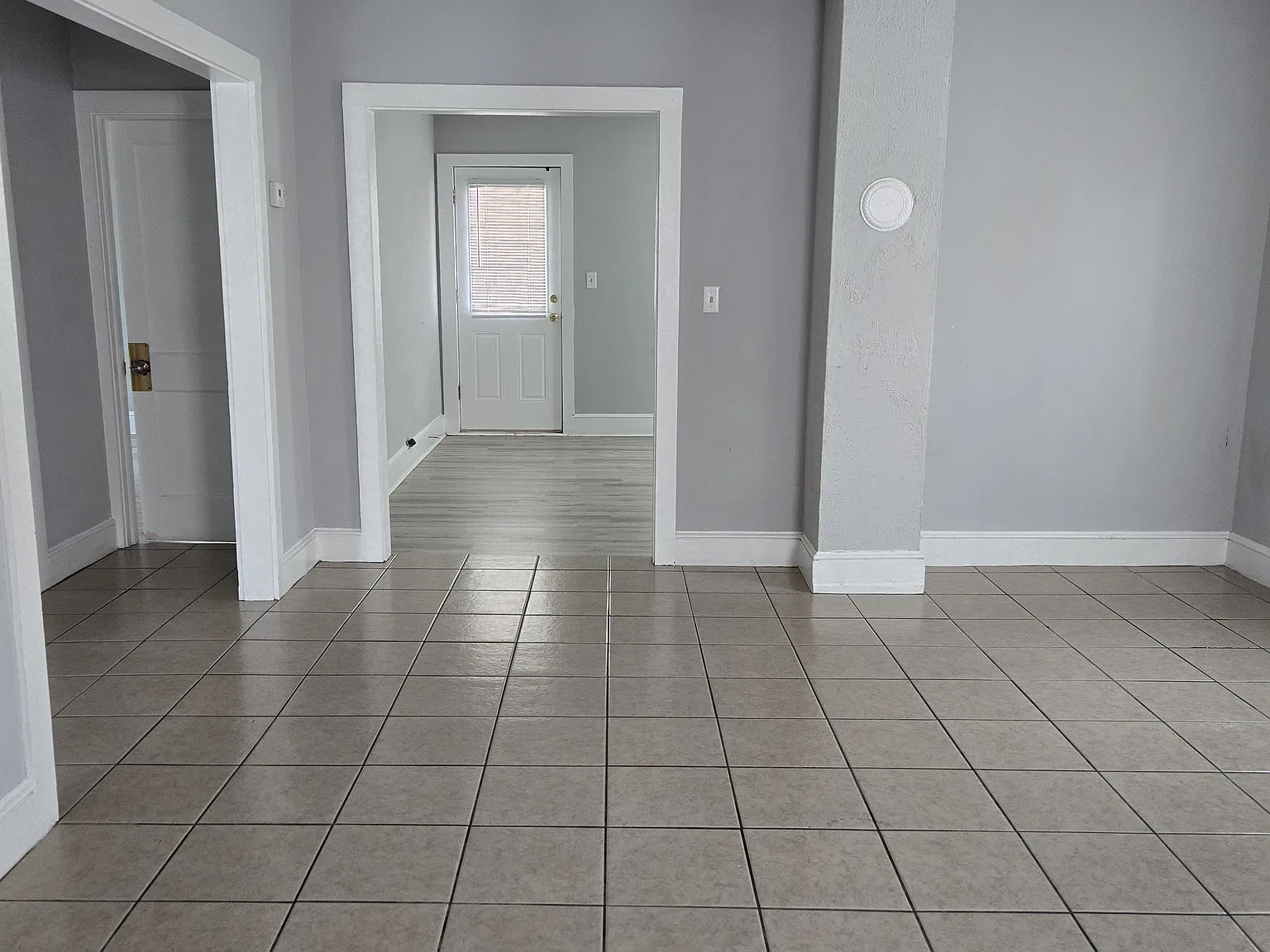 2 bed, $1,350 — Photo 2