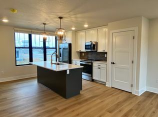 Southwest Prairie Trail Townhomes, Ankeny, IA 50023