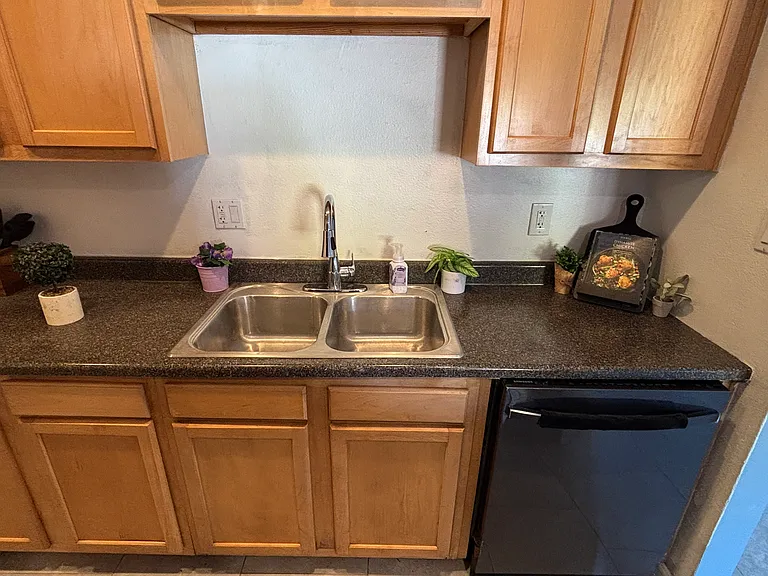 2 bed, 2.0 bath, 959 sqft, $1,350 — Photo 4