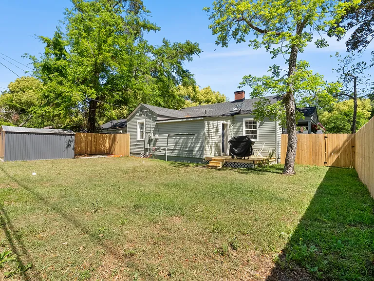 2215 Utah St — Photo 26