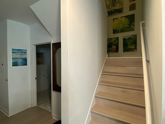 5th image of 619 8th St SE Unit 113