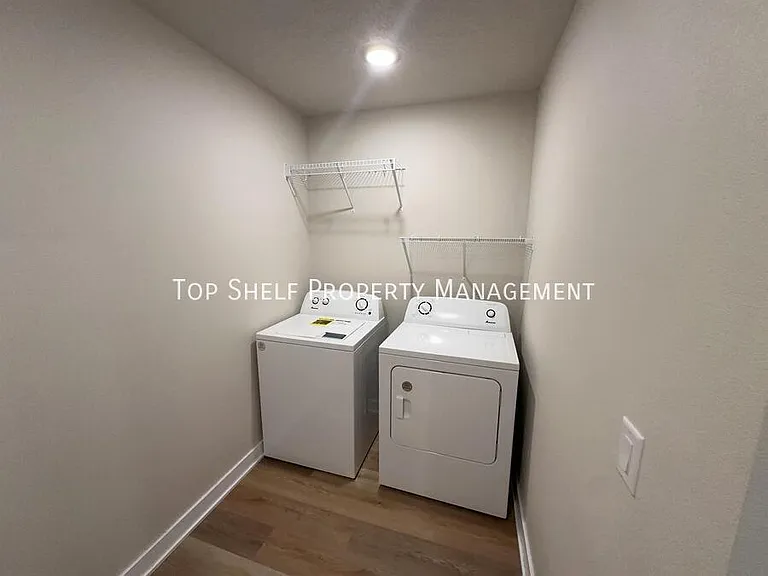232 Bristlecone Dr — Photo 11