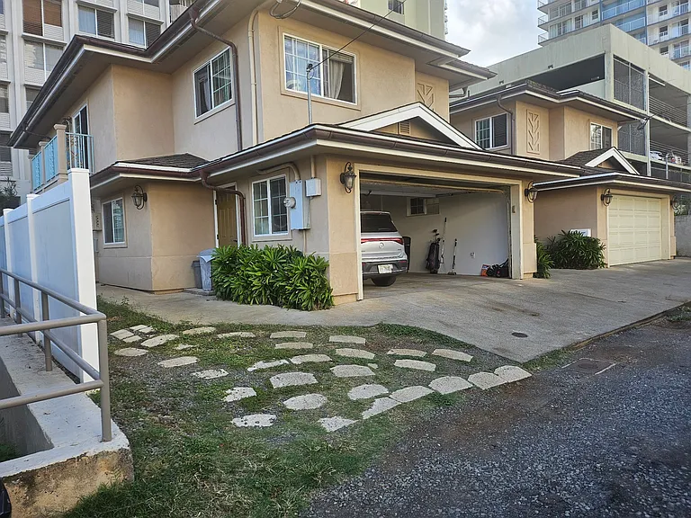 1550 Davenport Pl #1 — Photo 2