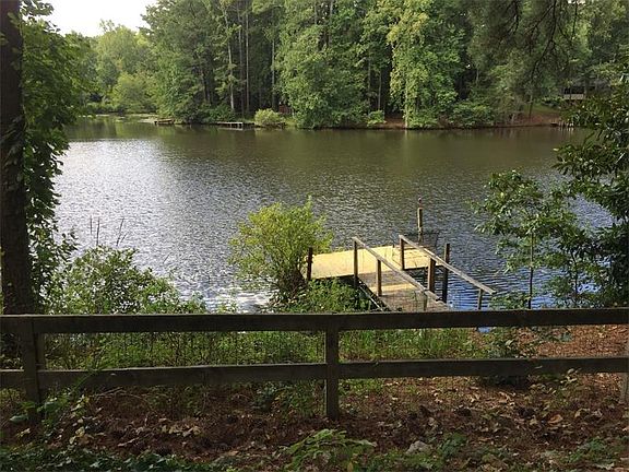 3rd image of 3344 Canary Lake Dr