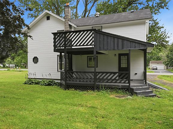 2nd image of 3989 Dean Rd