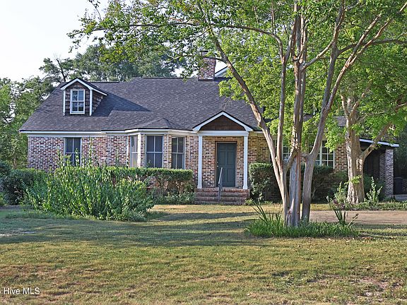 2nd image of 2819 Lombardy Court