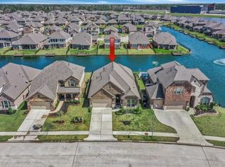 29614 Kynndal Shore Dr, Spring, TX 77386