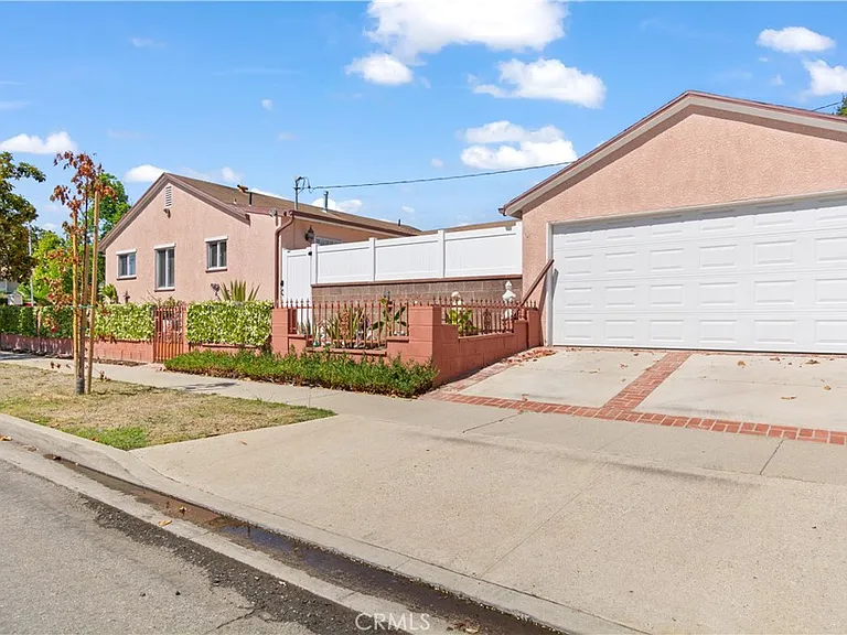 4503 Darien St — Photo 22