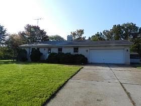 1st image of 7646 W Glenbrook Dr