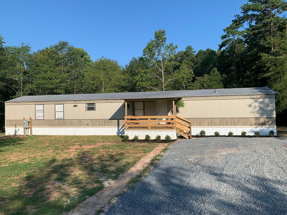 1st image of 870 Castor Lake Rd
