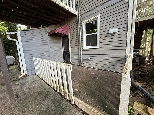 454 N Highland Ave NE #1 — Photo 11