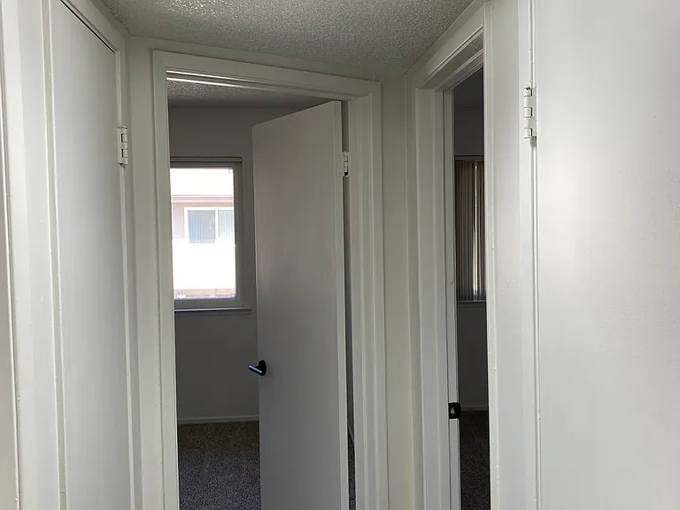 9067 Folsom Blvd #4 — Photo 9