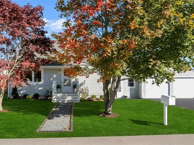 63 Clearview Ave, Portsmouth, RI, 02871