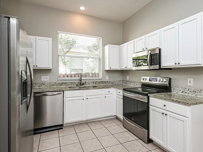 1125 Cherry Valley Way — Photo 7