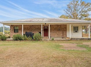 14 Carolyn McCardle Dr, Richton, MS 39476
