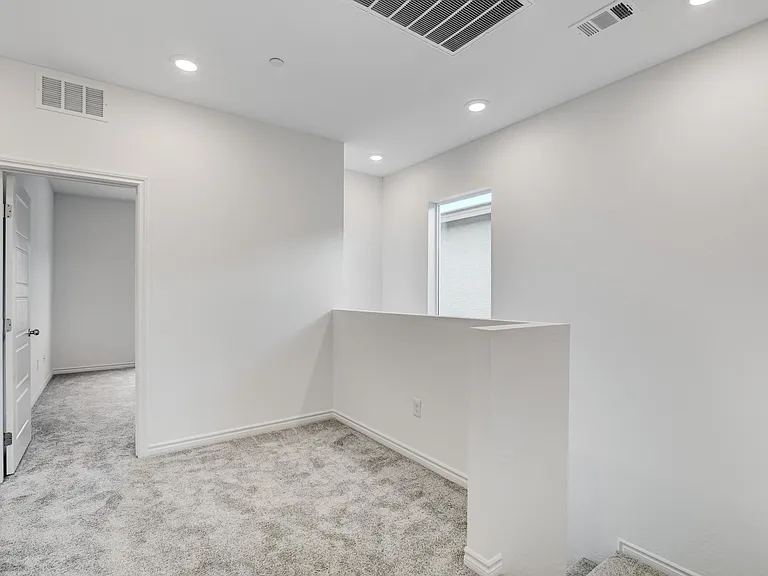 8883 Roadrunner Ravine St — Photo 12