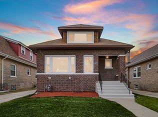 2114 S 10th Ave, Maywood, IL 60153