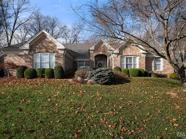 17670 Lasiandra Dr, Chesterfield, MO 63005