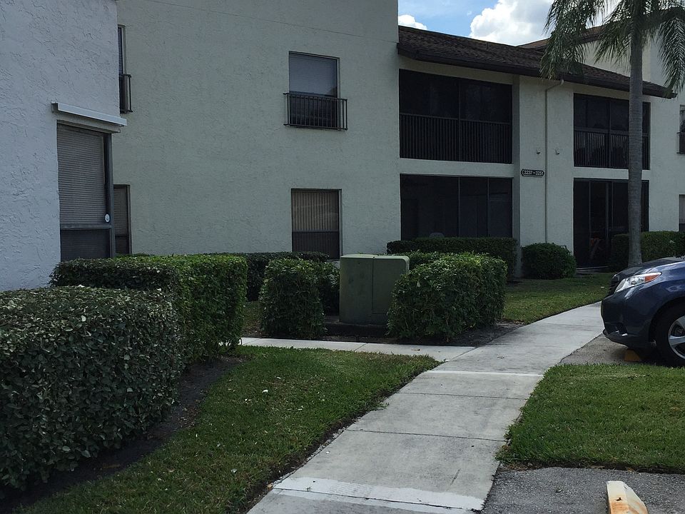 1st image of 3251 Cocoplum Cir #3348